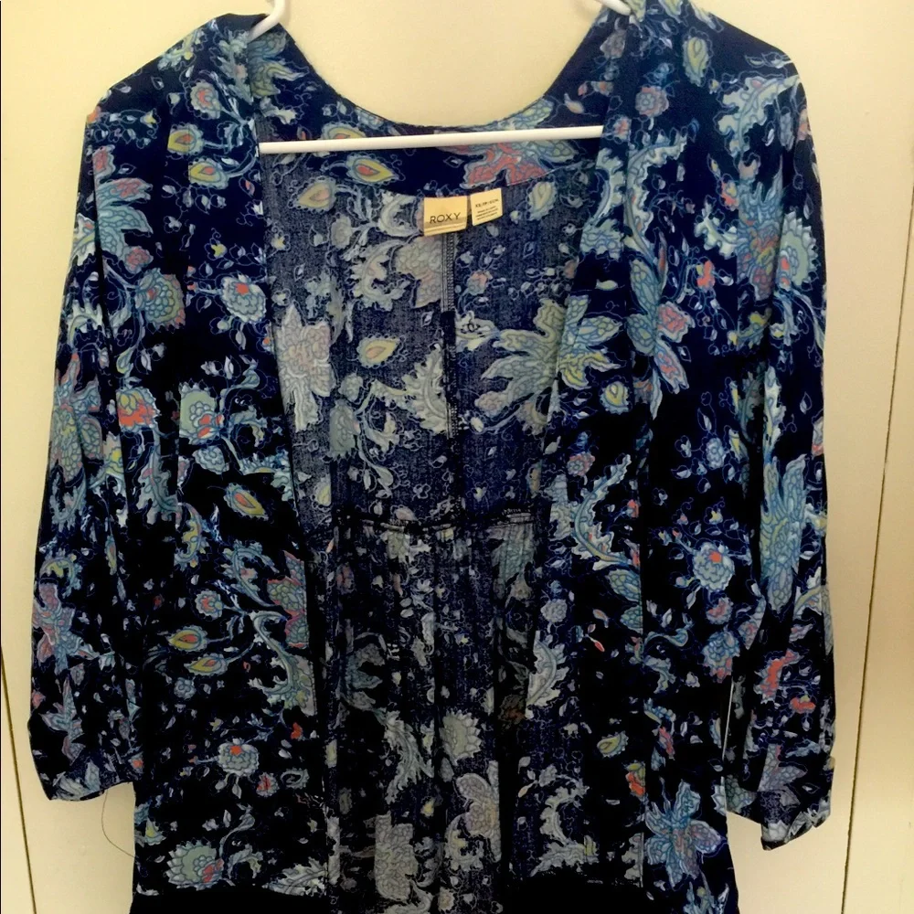 Navy Roxy kimono - Picture 1 of 4